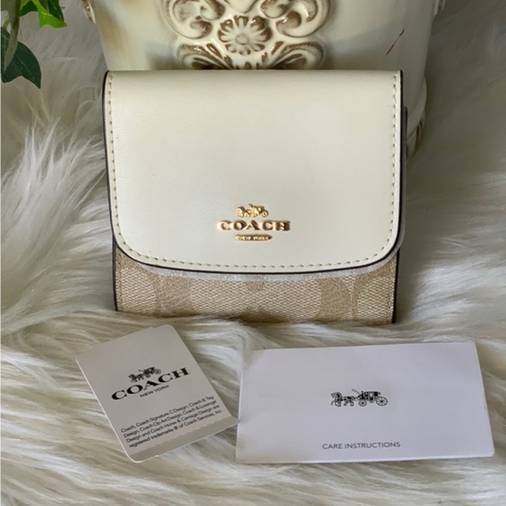 Coach Small Trifold Wallet In Blocked Signature Canvas